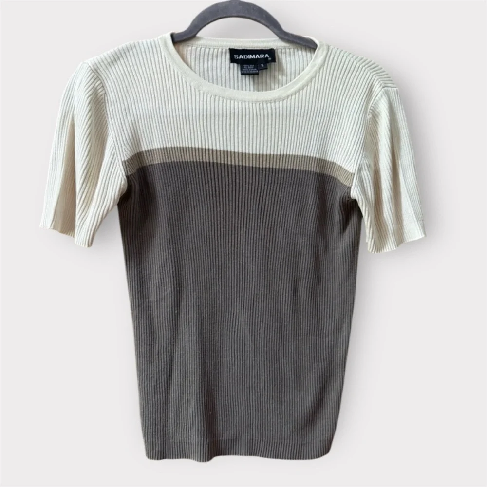 Vintage Two-Tone Ribbed silk Knit Top 90s stripe front EUC